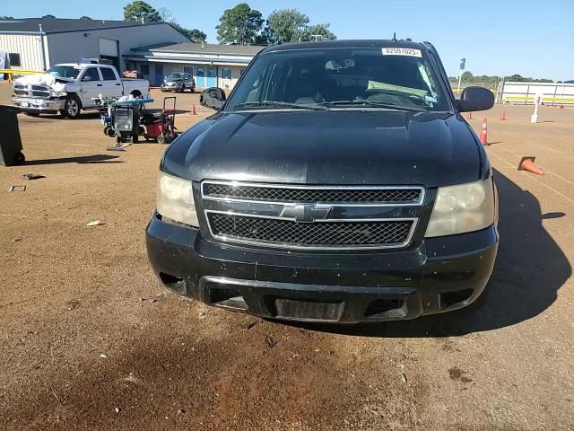 2010 Chevrolet Suburban C1500 Ls VIN: 1GNUCHE05AR199633 Lot: 82591025