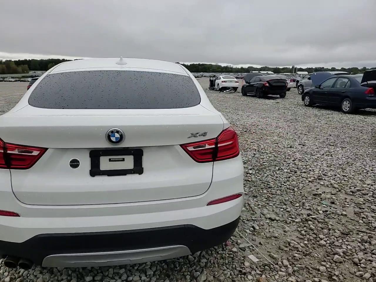 Фото: 5UXXW3C51J0T82187