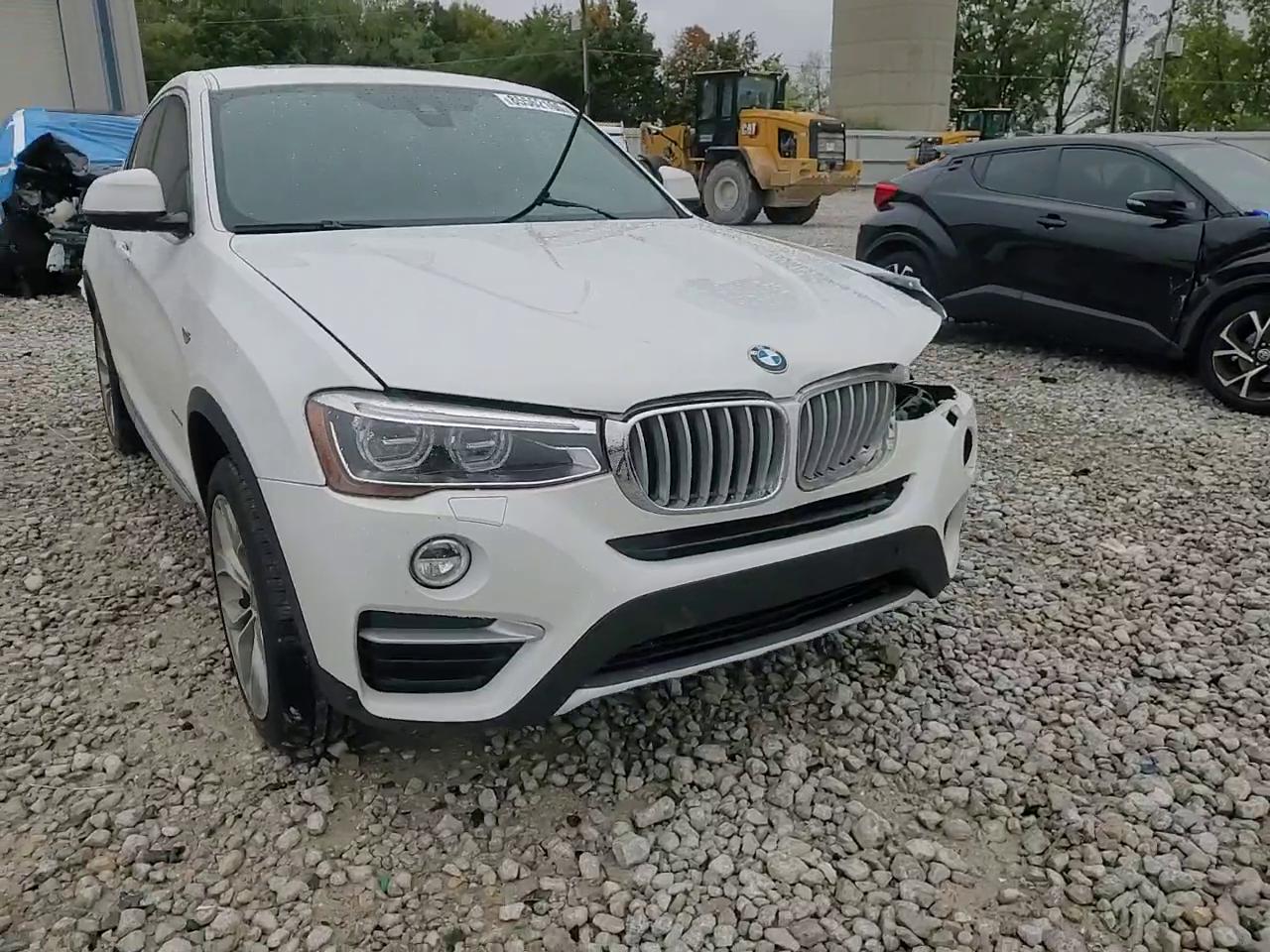 Фото: 5UXXW3C51J0T82187