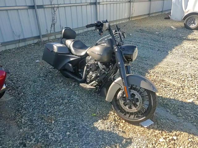 2018 Harley-Davidson Flhrxs VIN: 1HD1KVC16JB641805 Lot: 82410595