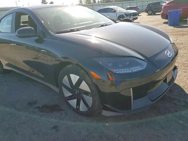 2023 Hyundai Ioniq 6 Se VIN: KMHM24AA1PA022938 Lot: 81980515