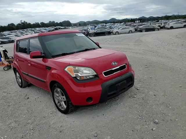 2010 Kia Soul + VIN: KNDJT2A28A7119589 Lot: 82250965