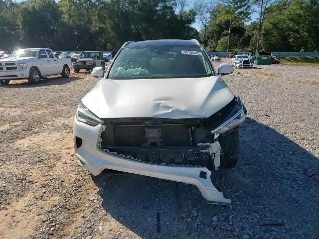 2011 Sennebogen 825 - Material Handler VIN: 3PCAJ5M1XLF119018 Lot: 86709545