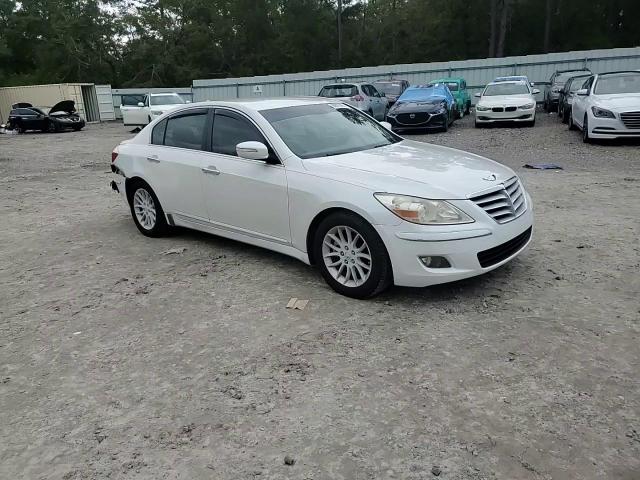 2011 Hyundai Genesis 3.8L VIN: KMHGC4DEXBU112928 Lot: 90875995