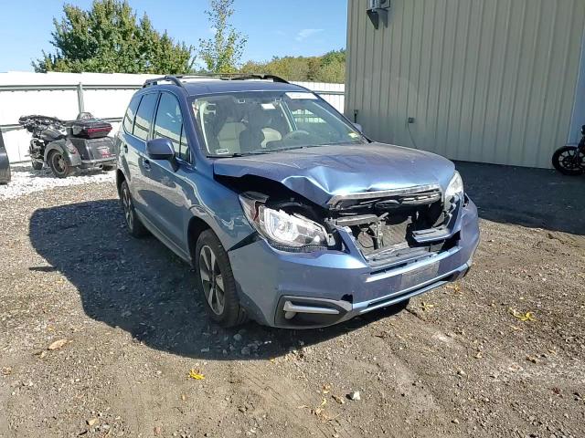 2017 Subaru Forester 2.5I Limited VIN: JF2SJARC7HH424699 Lot: 85347715