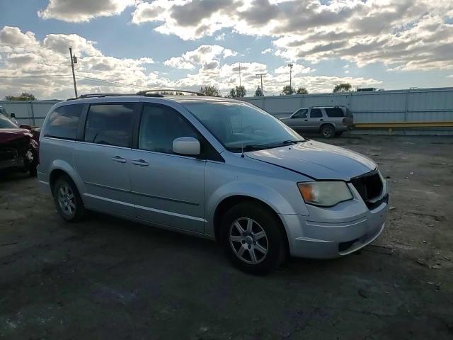 2010 Chrysler Town & Country Touring VIN: 2A4RR5D15AR451553 Lot: 90568965