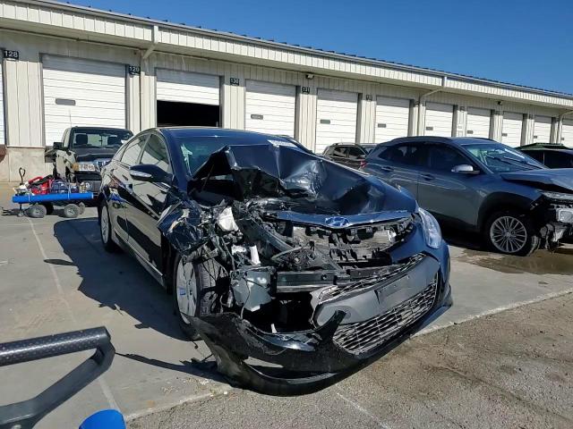 2013 Hyundai Sonata Hybrid VIN: KMHEC4A43DA099379 Lot: 82406355
