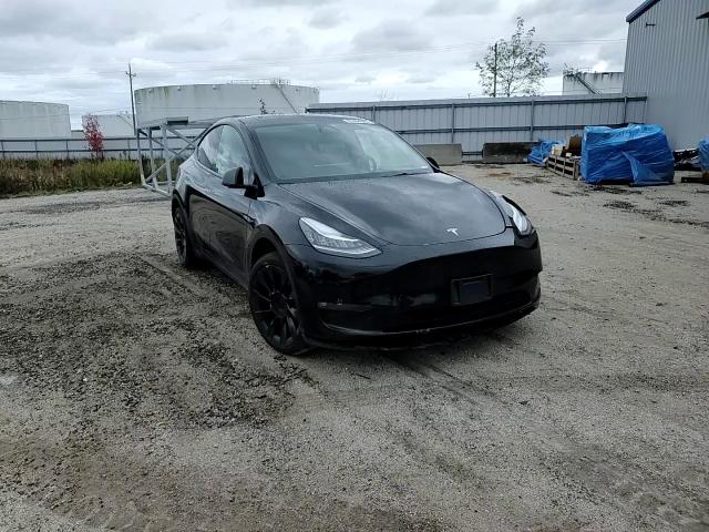 2022 Tesla Model Y VIN: 7SAYGDEE2NF365785 Lot: 82484985