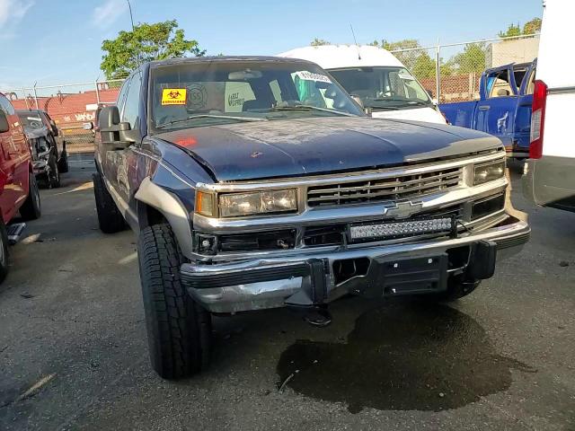 1998 Chevrolet Gmt-400 K2500 VIN: 1GCGK29F3WE178198 Lot: 81906025
