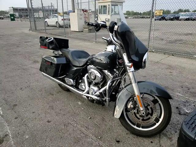 2009 Harley-Davidson Flhx VIN: 1HD1KB4189Y684662 Lot: 84008645