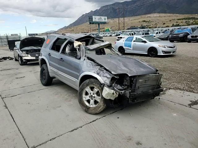 2007 Ford Escape Xlt VIN: 1FMYU93187KA76026 Lot: 82244495