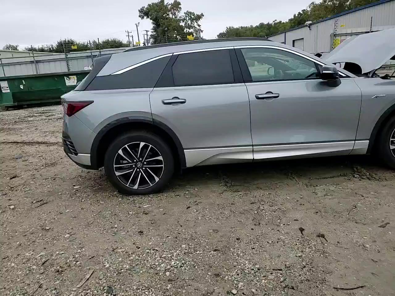 Фото: 4W5KHNRLXRZ503896