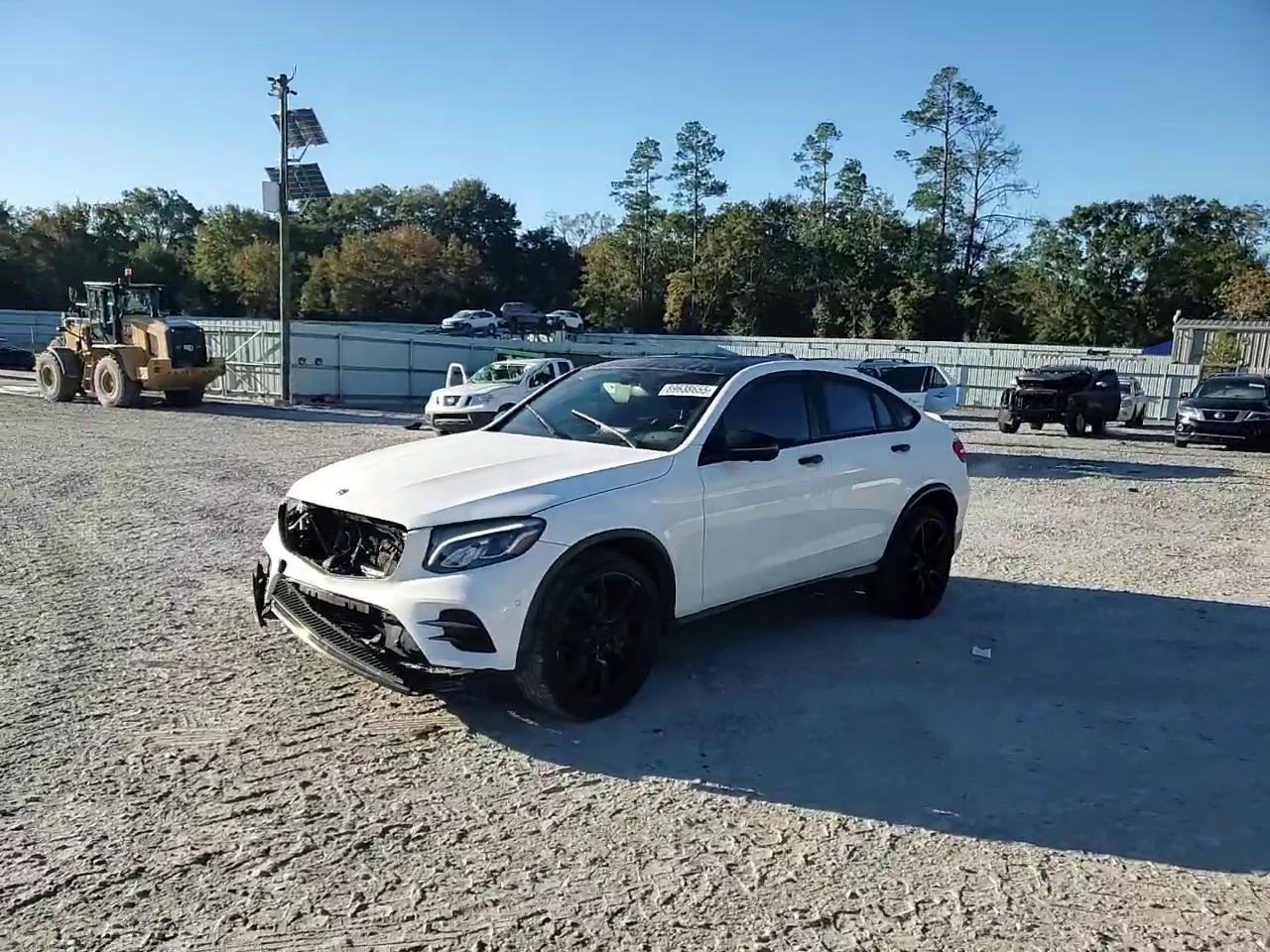 Фото: WDC0J6EB1KF644899