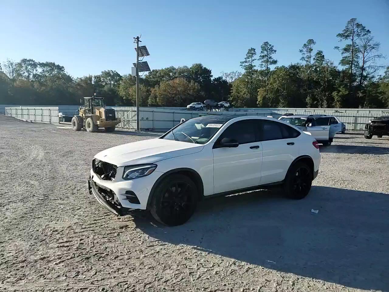 Фото: WDC0J6EB1KF644899