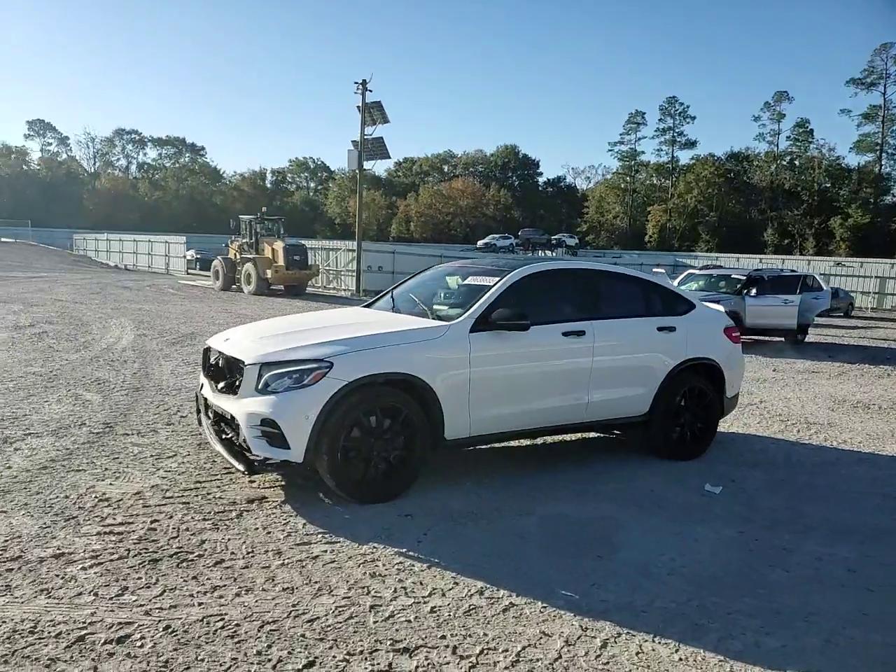 Фото: WDC0J6EB1KF644899