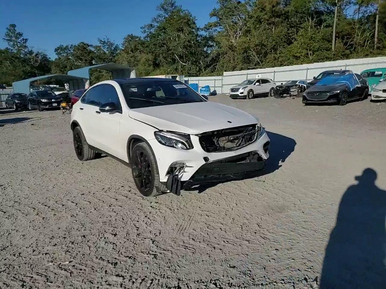 Фото: WDC0J6EB1KF644899