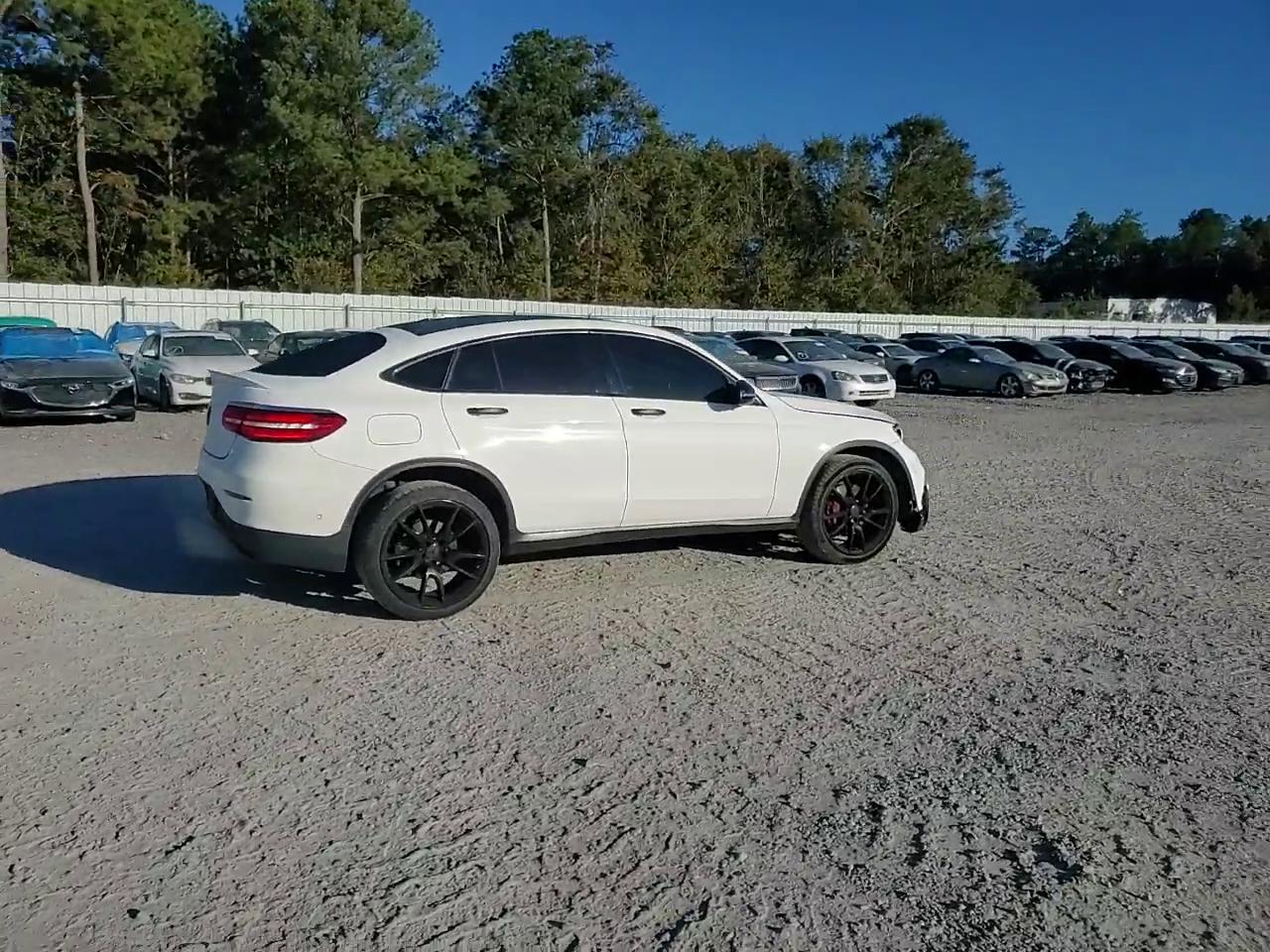 Фото: WDC0J6EB1KF644899