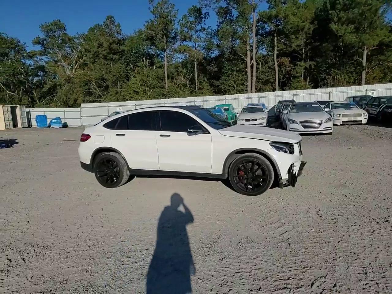 Фото: WDC0J6EB1KF644899