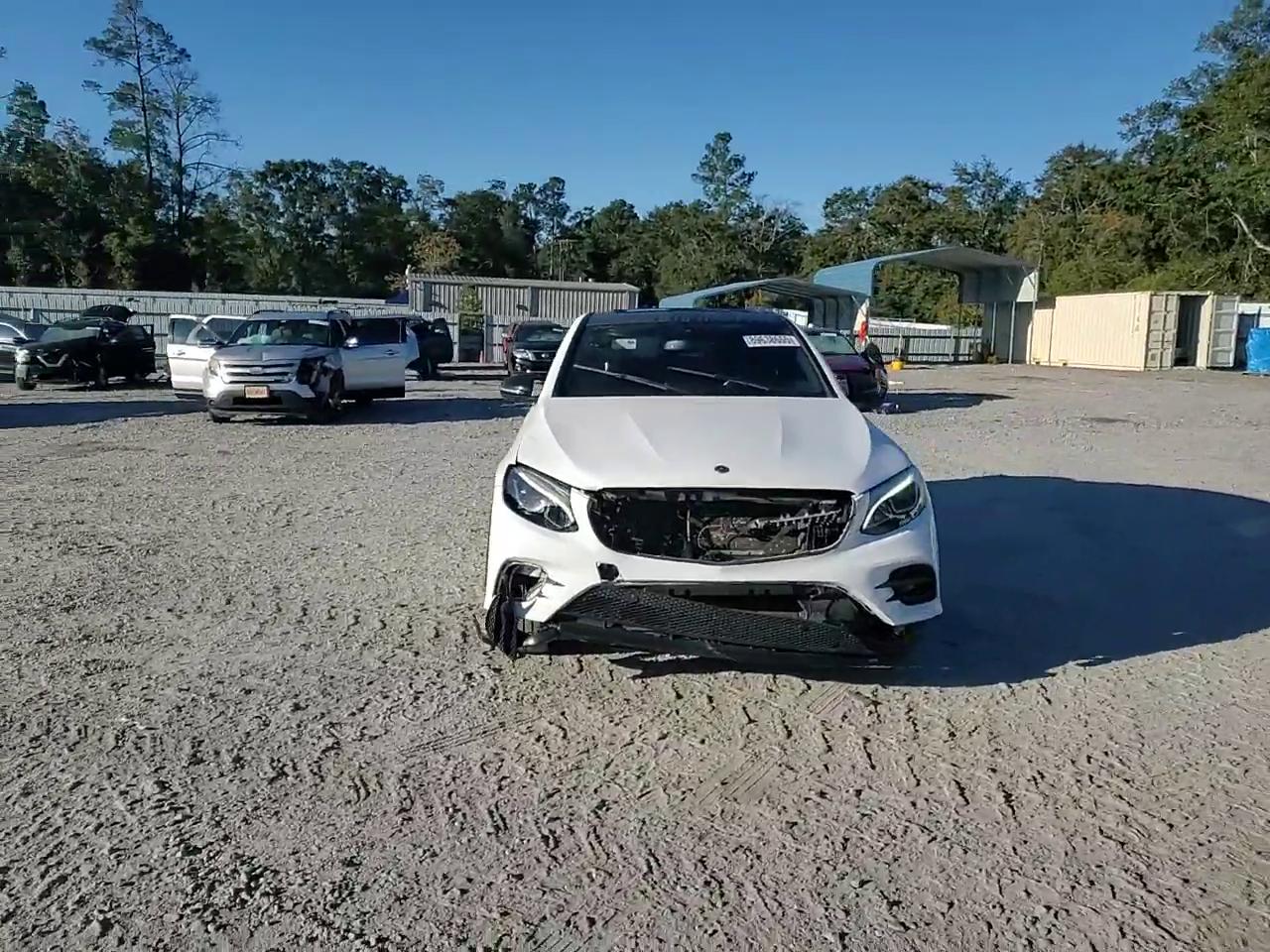 Фото: WDC0J6EB1KF644899