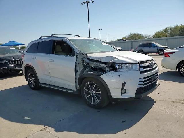 2017 Toyota Highlander Se VIN: 5TDKZRFH0HS519414 Lot: 82242215