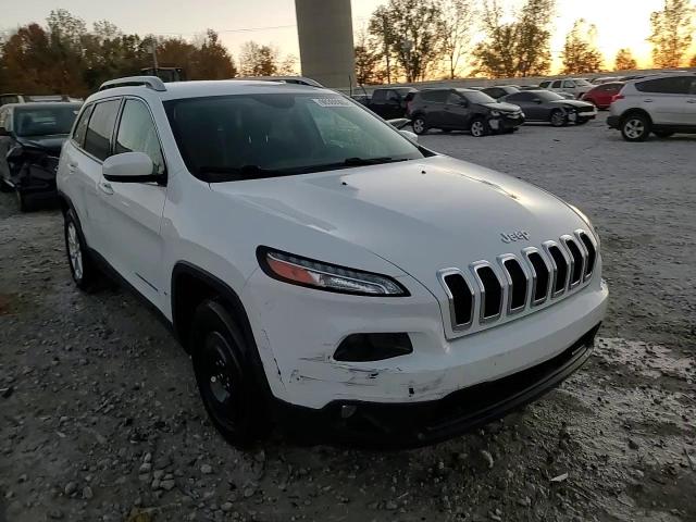 2017 Jeep Cherokee Latitude VIN: 1C4PJMCS9HW625702 Lot: 90300965