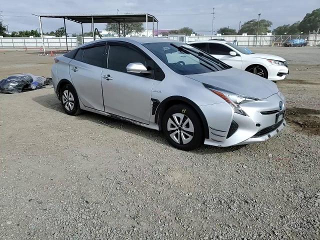 2017 Toyota Prius VIN: JTDKBRFU5H3031062 Lot: 82431085