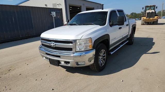 2011 Chevrolet Silverado K1500 Lt VIN: 3GCPKSE38BG327025 Lot: 81982475