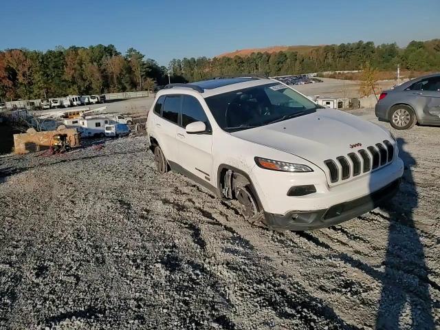 2017 Jeep Cherokee Latitude VIN: 1C4PJLCB2HW510286 Lot: 82512095