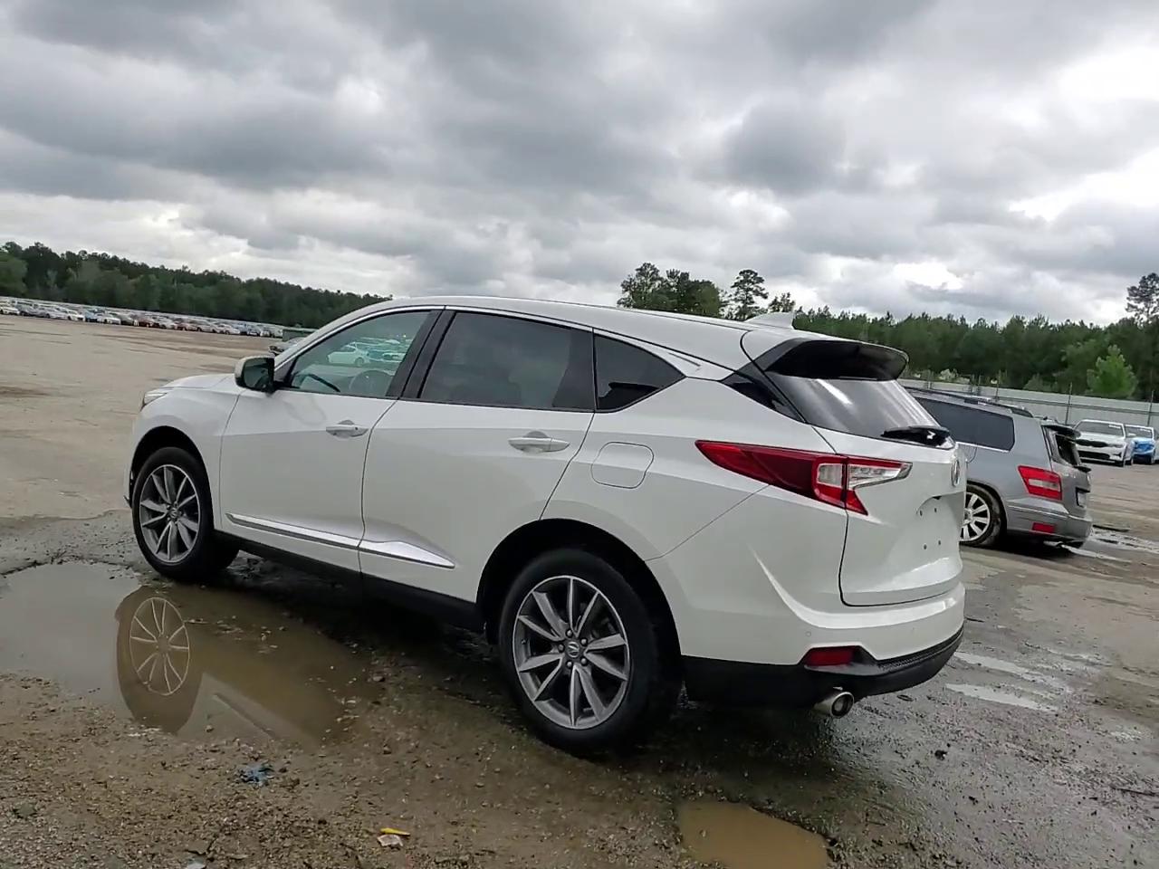 Фото: 5J8TC2H59LL029758