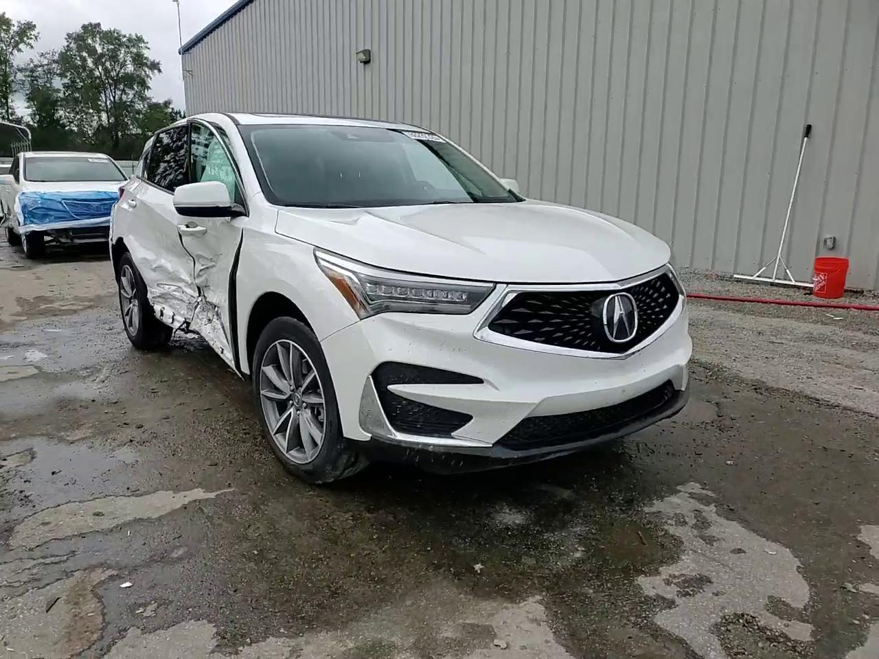 Фото: 5J8TC2H59LL029758