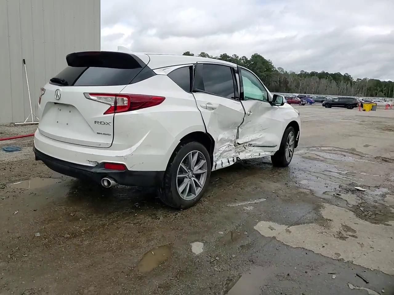 Фото: 5J8TC2H59LL029758