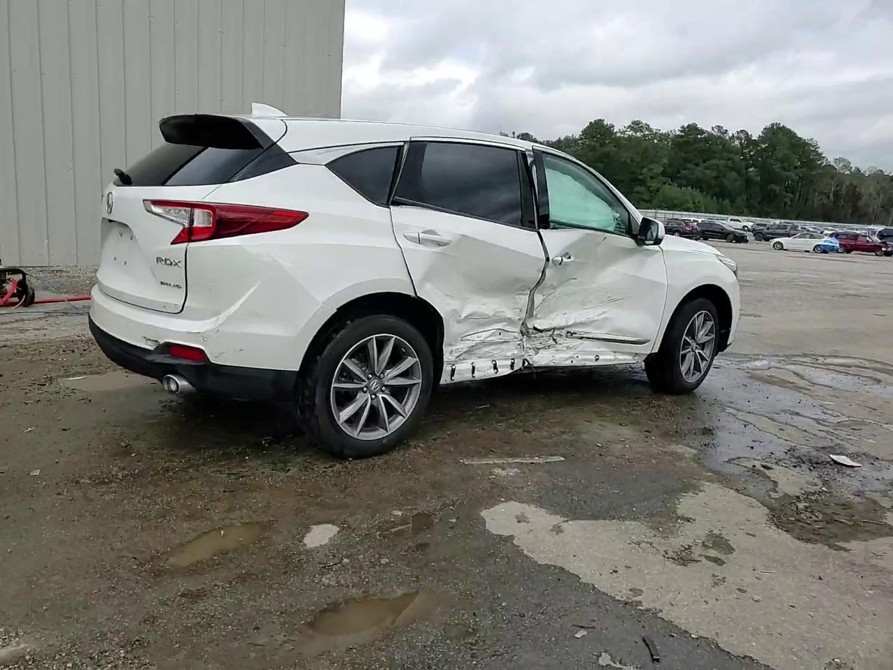 Фото: 5J8TC2H59LL029758