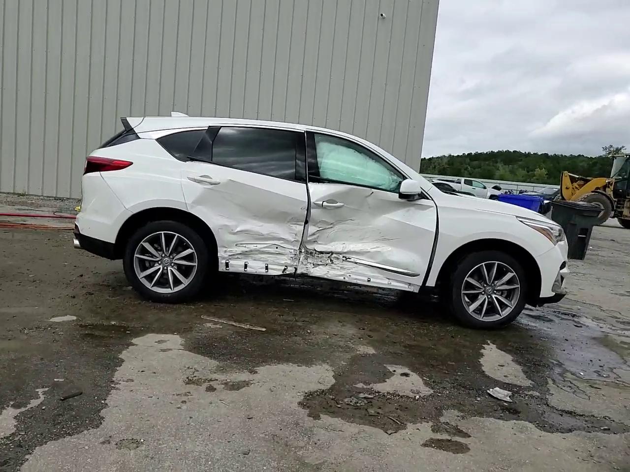 Фото: 5J8TC2H59LL029758