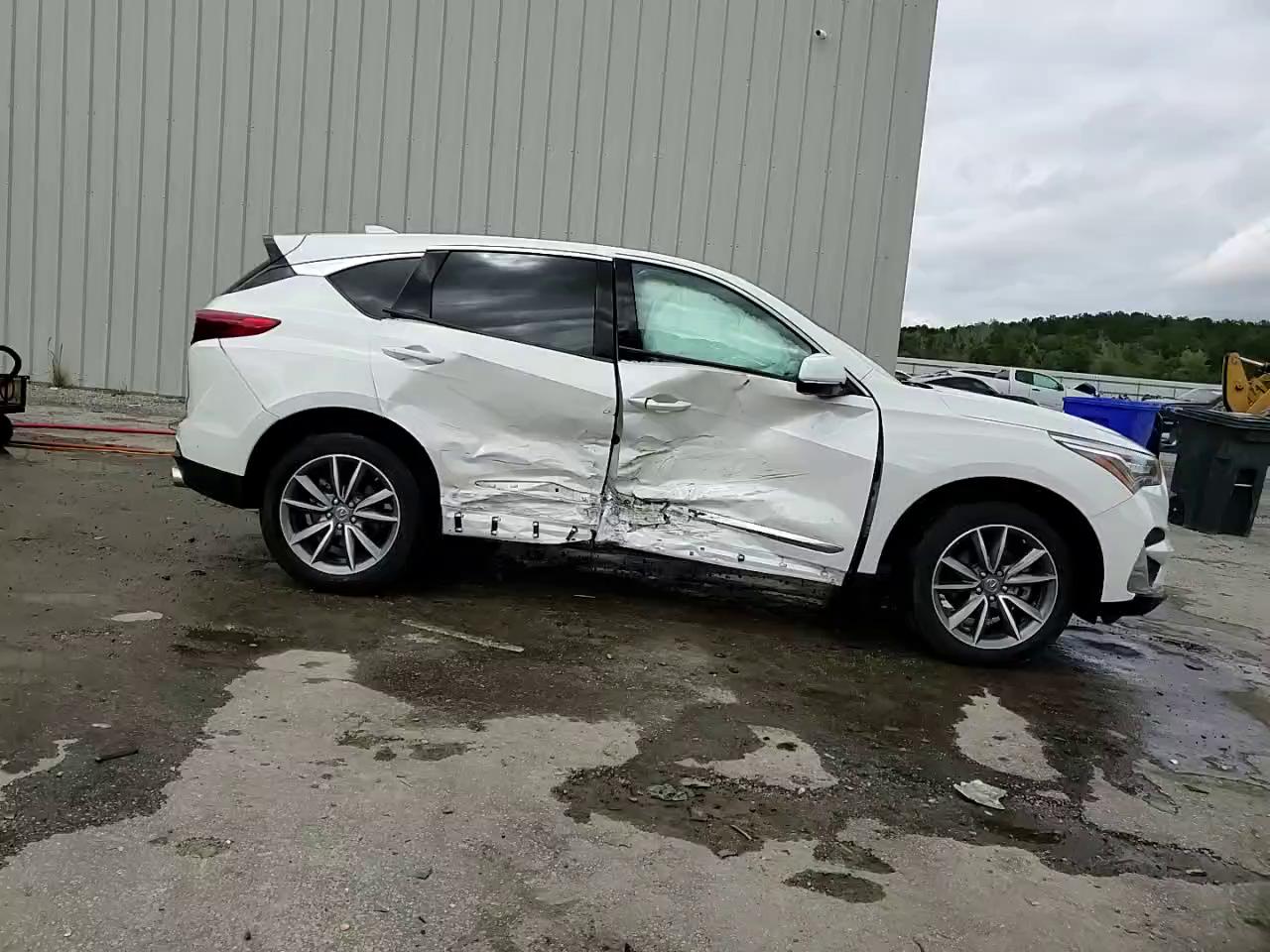 Фото: 5J8TC2H59LL029758