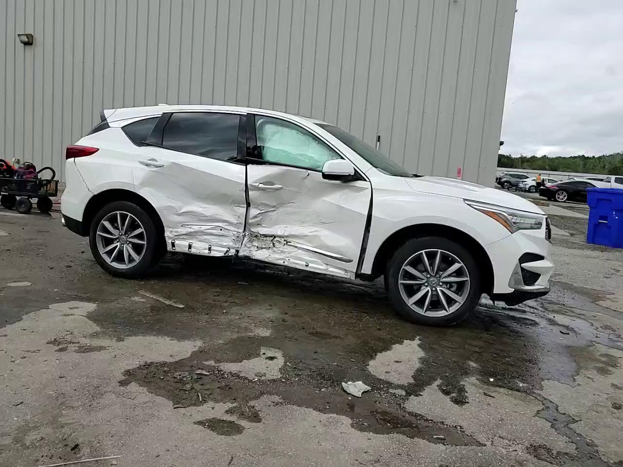 Фото: 5J8TC2H59LL029758