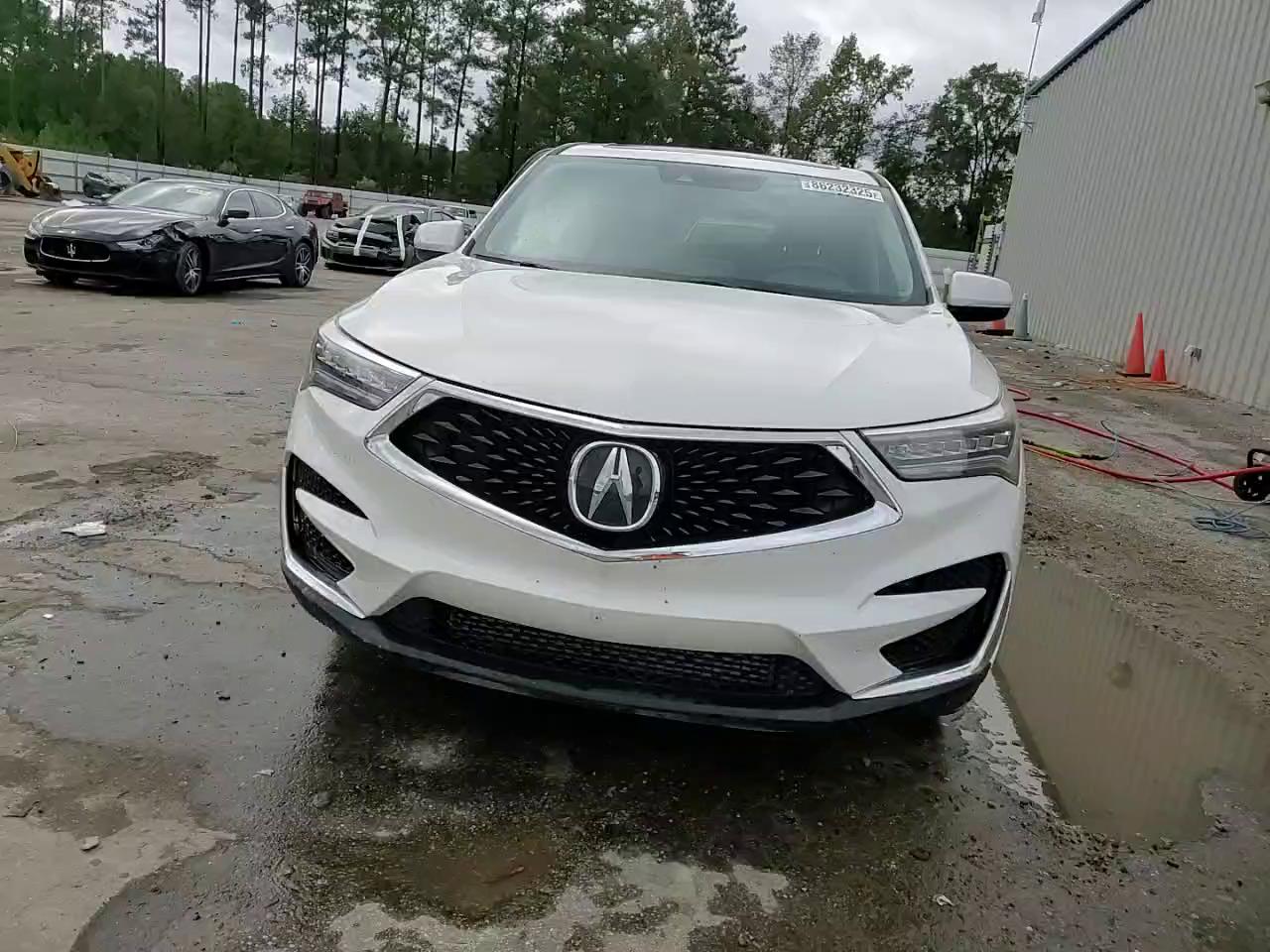 Фото: 5J8TC2H59LL029758