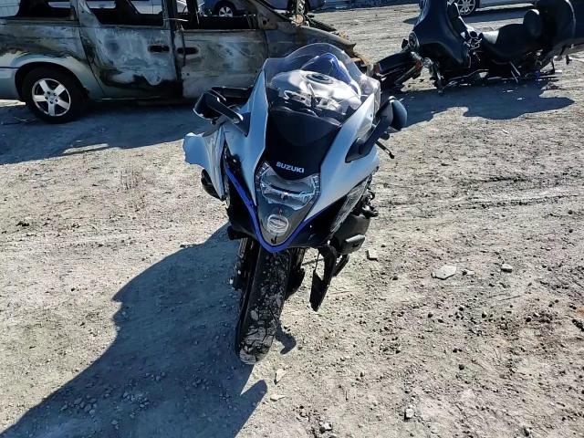 2025 Suzuki Gsx1300 Rr VIN: JS1EJ11B1S7100167 Lot: 85915055