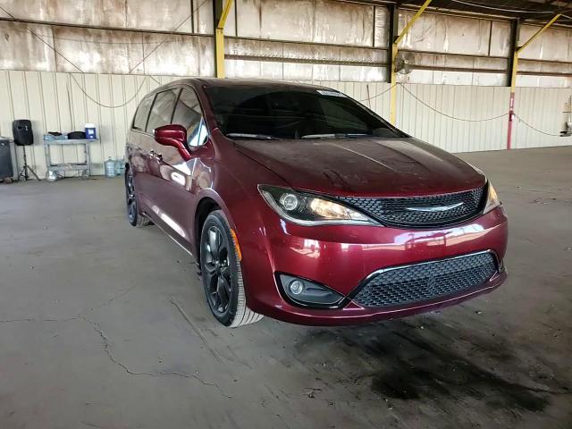 2020 Chrysler Pacifica Touring VIN: 2C4RC1FG3LR100614 Lot: 82746845
