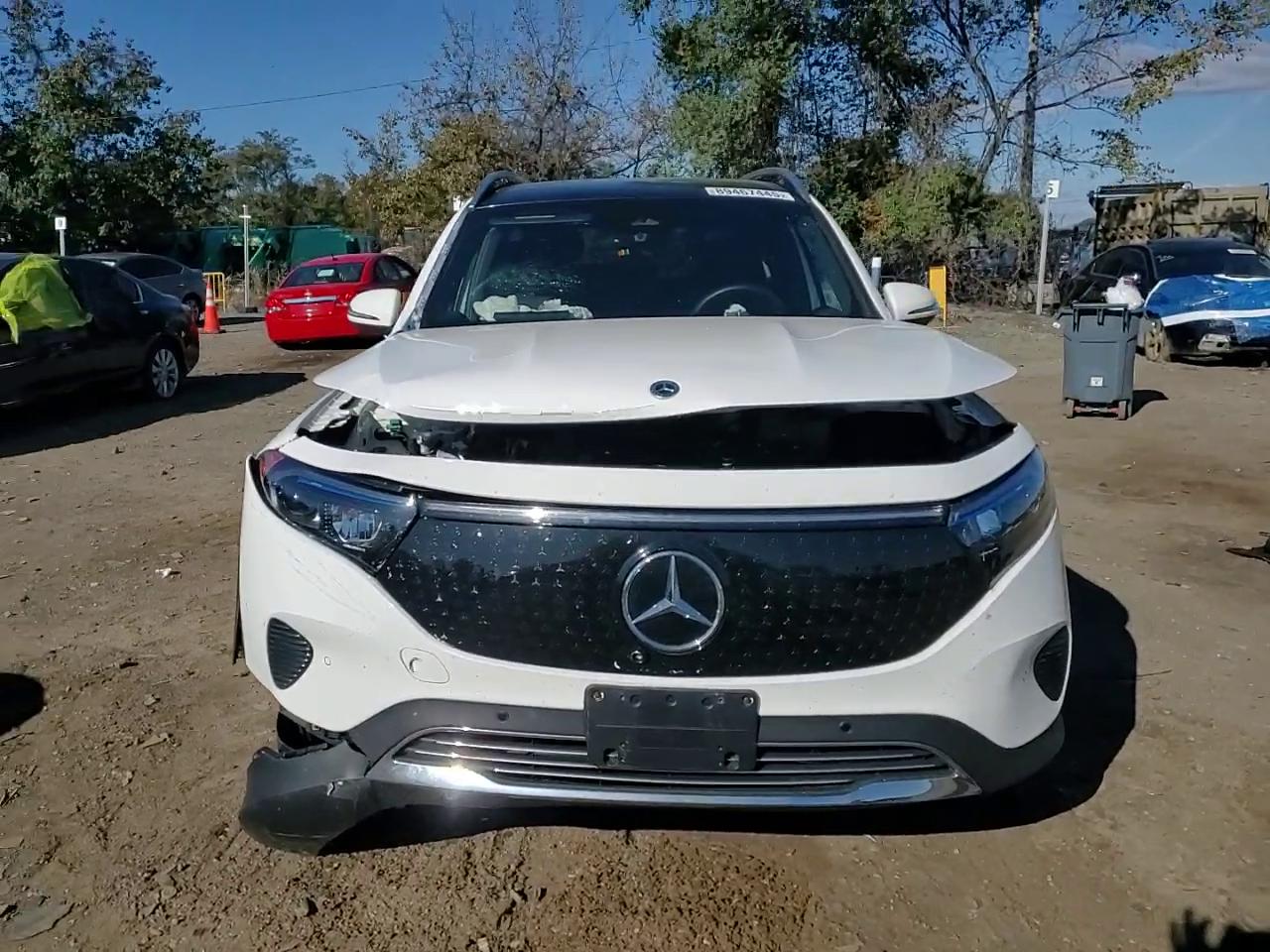 Фото: W1N9M0KB5RN078227