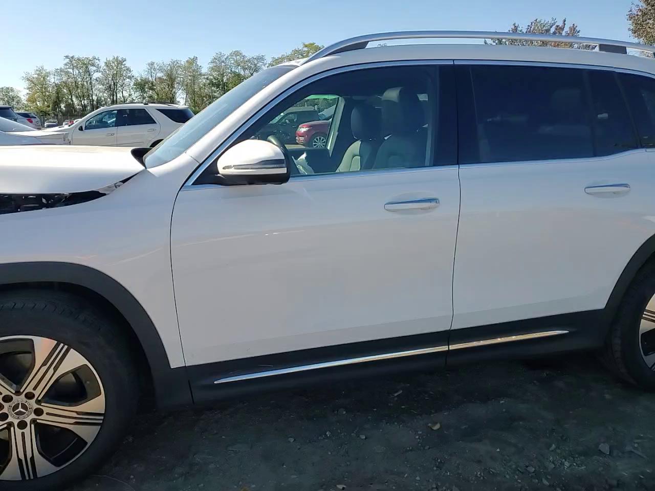 Фото: W1N9M0KB5RN078227