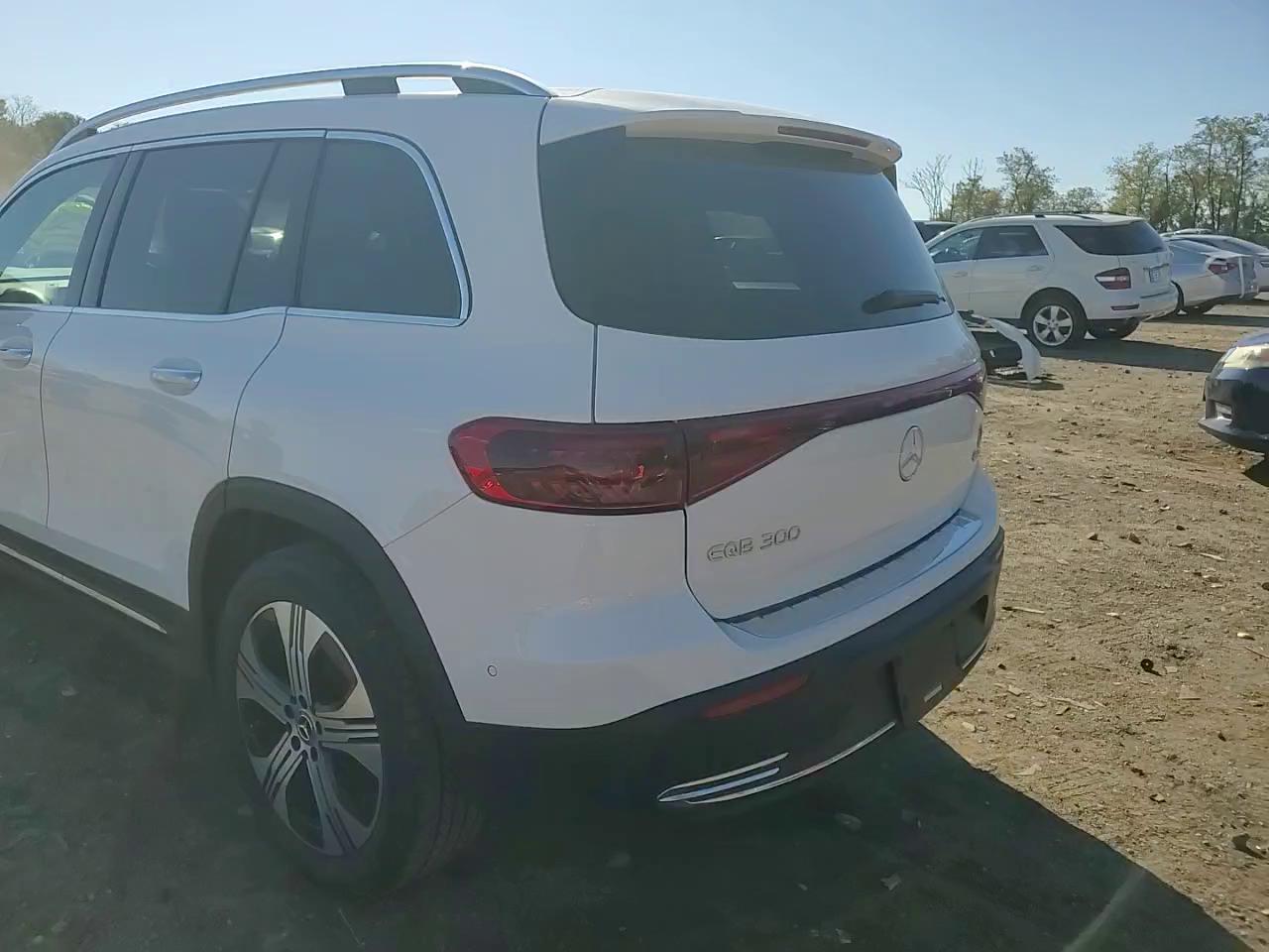 Фото: W1N9M0KB5RN078227