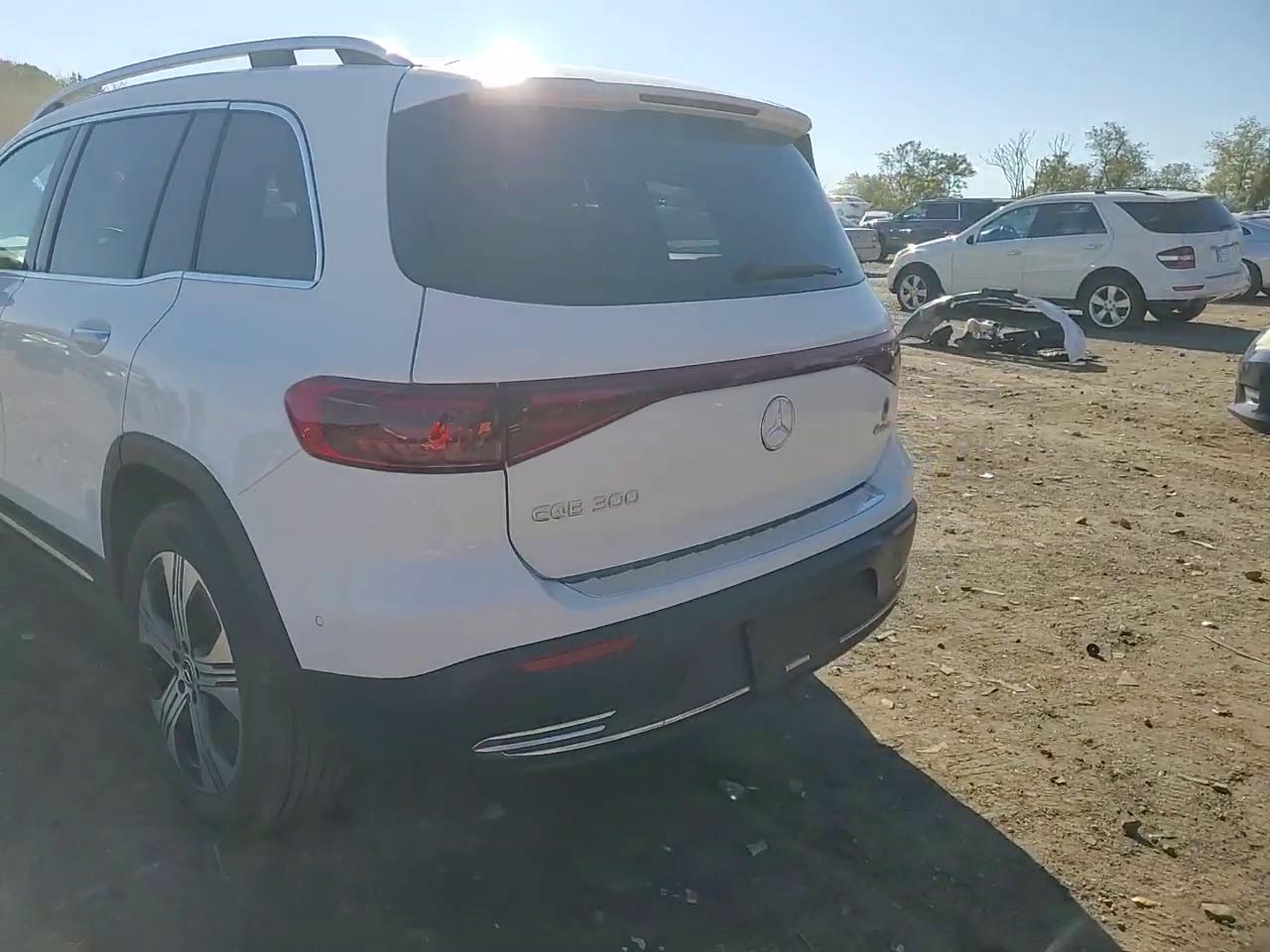 Фото: W1N9M0KB5RN078227