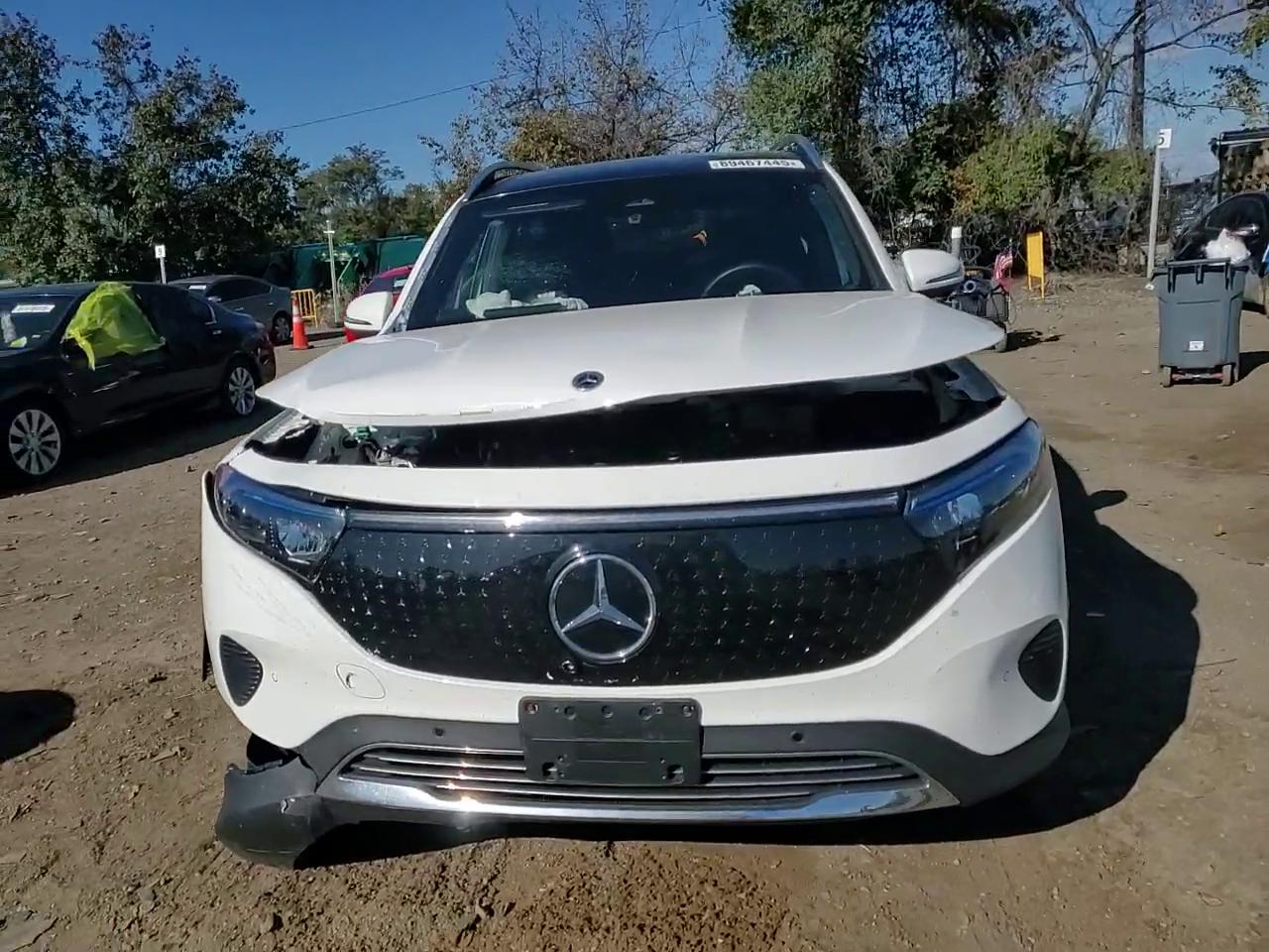 Фото: W1N9M0KB5RN078227