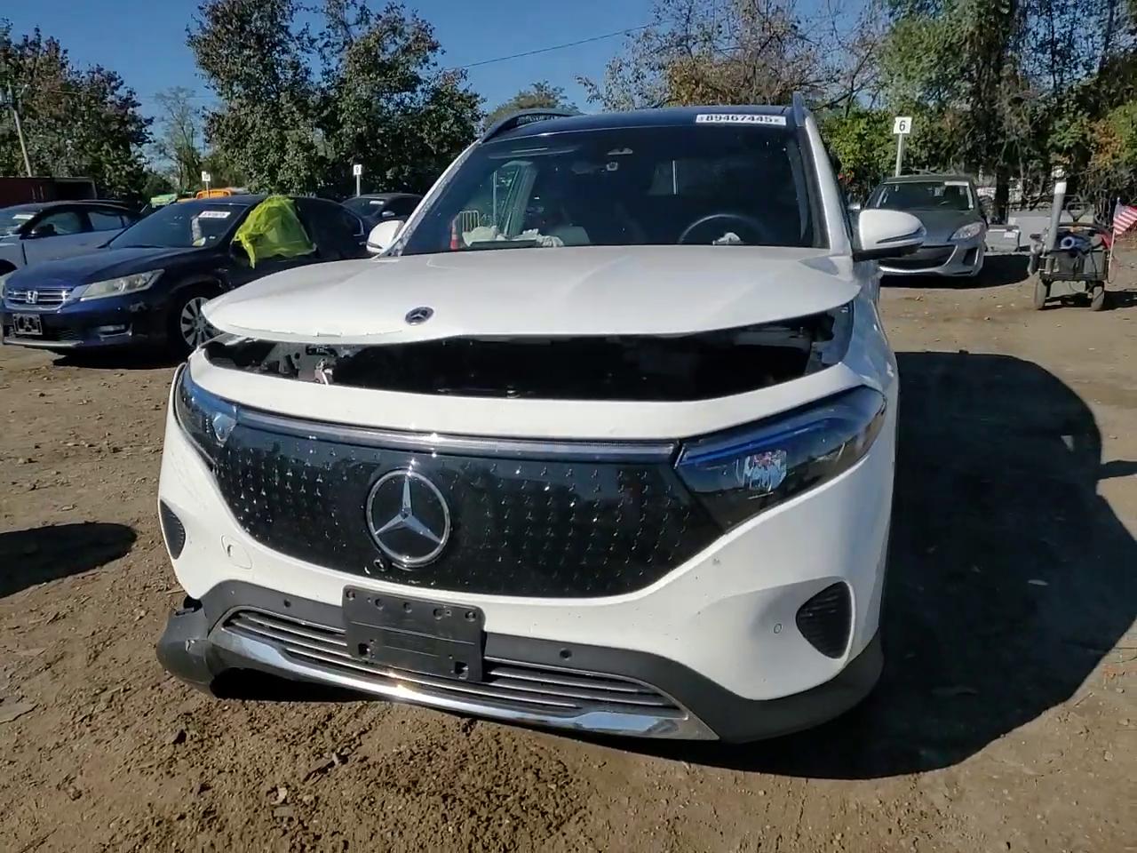 Фото: W1N9M0KB5RN078227