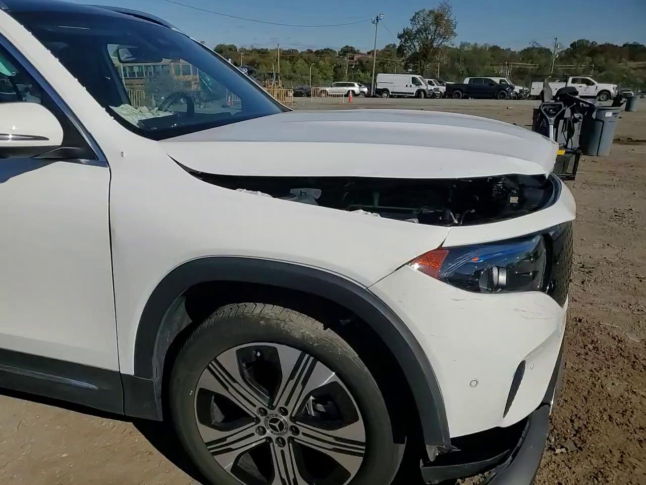 Фото: W1N9M0KB5RN078227