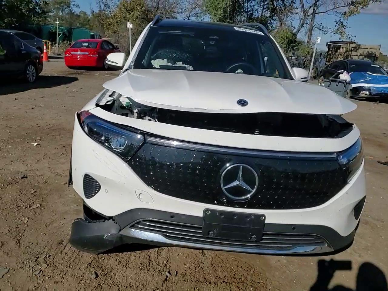 Фото: W1N9M0KB5RN078227