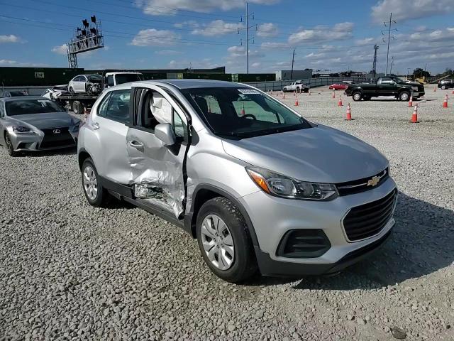 2018 Chevrolet Trax Ls VIN: 3GNCJKSB9JL211472 Lot: 82761455
