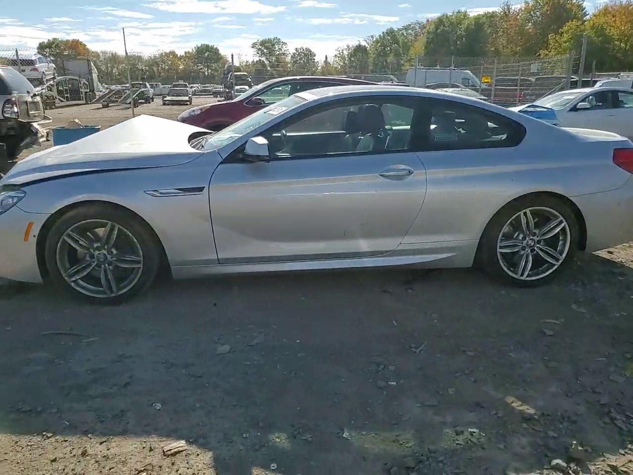 Фото: WBAYM1C51FD325274