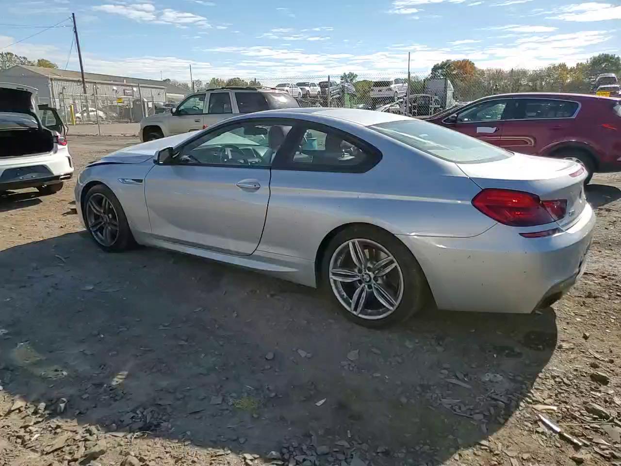 Фото: WBAYM1C51FD325274