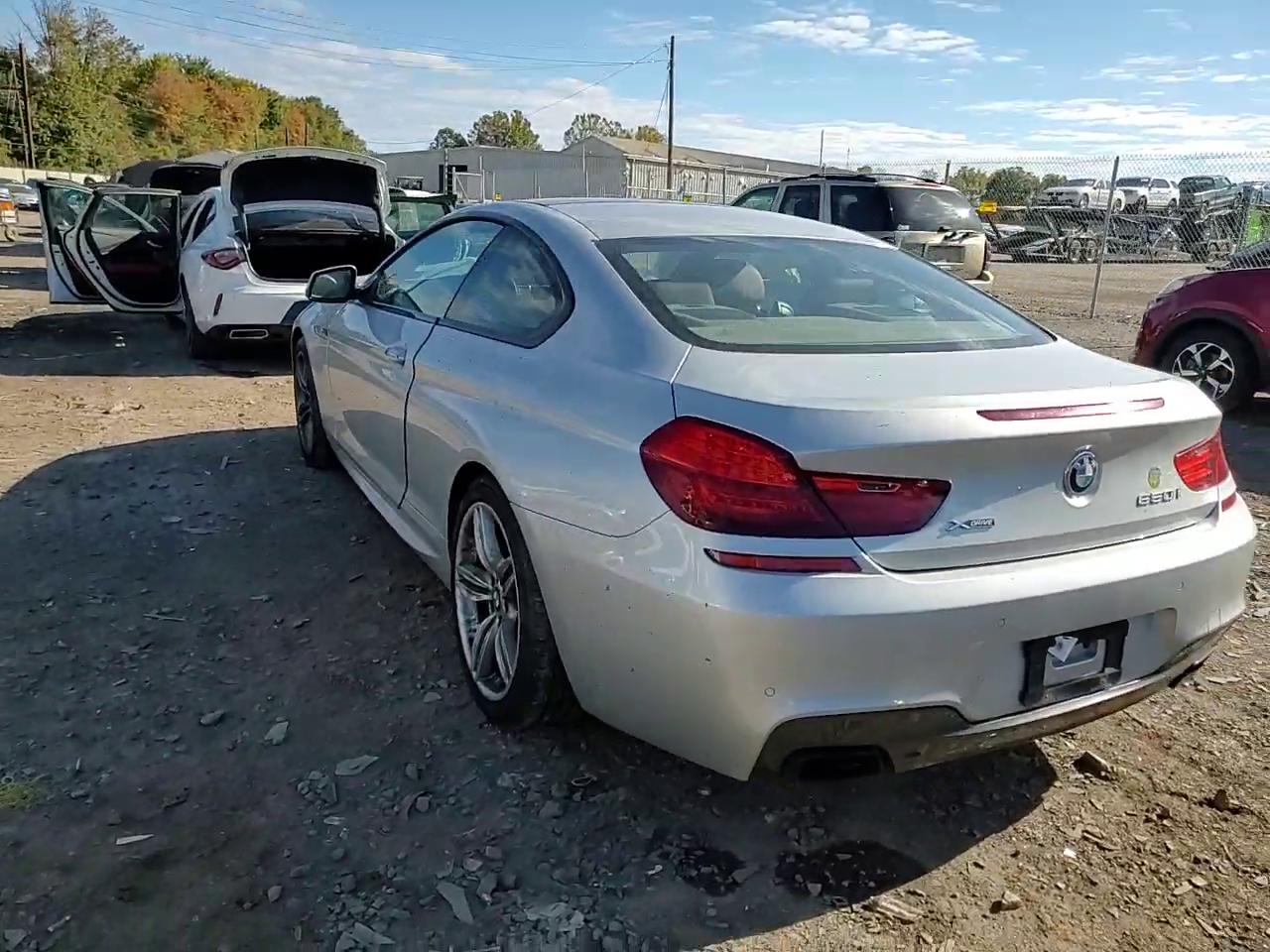 Фото: WBAYM1C51FD325274